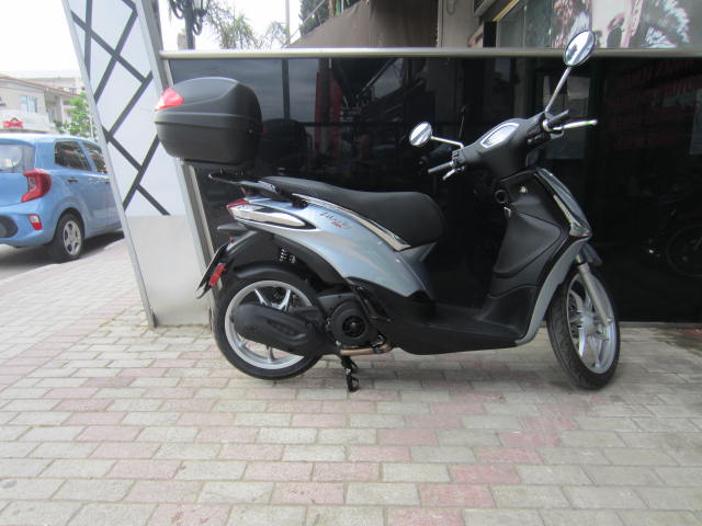 Category B - New Piaggio  liberty 125cc 