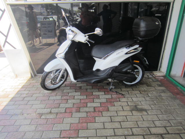 категория  A - Piaggio Typhoon 50cc or Piaggio liberty50cc (или похожие)